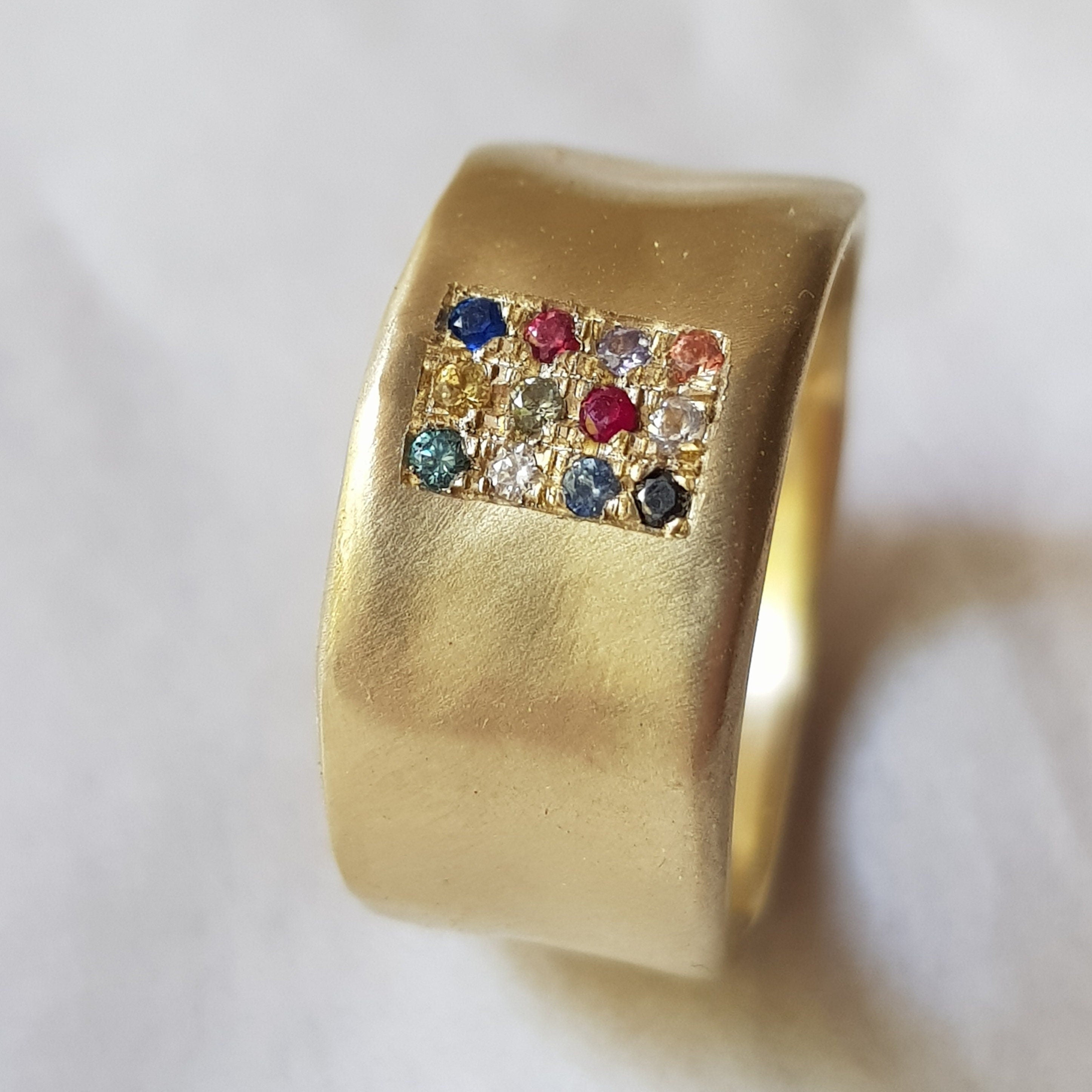 18K Gold Jewish Hoshen Ring Twelve Multi-coloured Gemstones