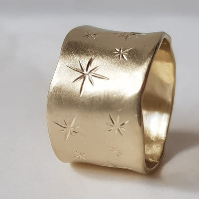 Modern 18K Yellow Gold Wide Ring Engraved Stars Matte Finish Carved Edges-ZadokGold